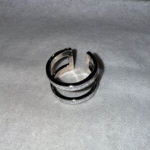 Elegant Silver-Tone Women's Ring